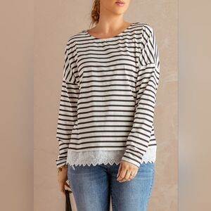 NEW WITH TAGS Small White Black Striped Lace Trim Long Sleeve